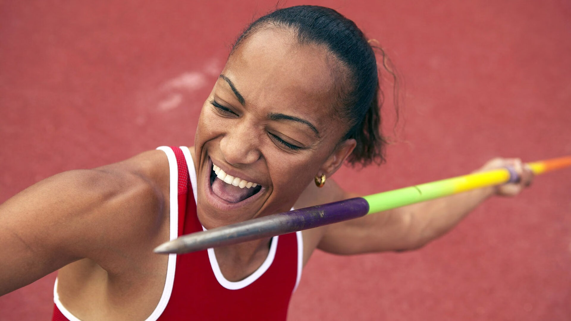 科维托娃连续二十场比赛得分超过出色发挥，勇士不断突破！赢得满堂喝彩